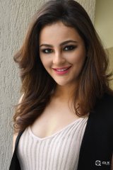 Seerat Kapoor New Photos